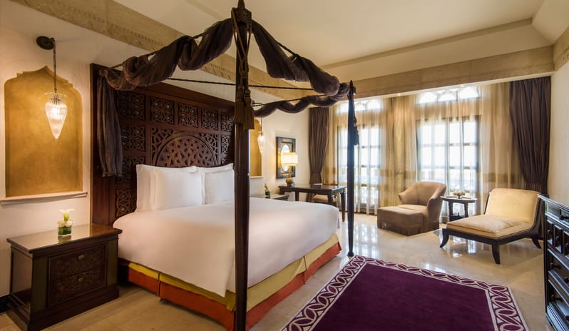 SUITE SEA VIEW BEDROOM